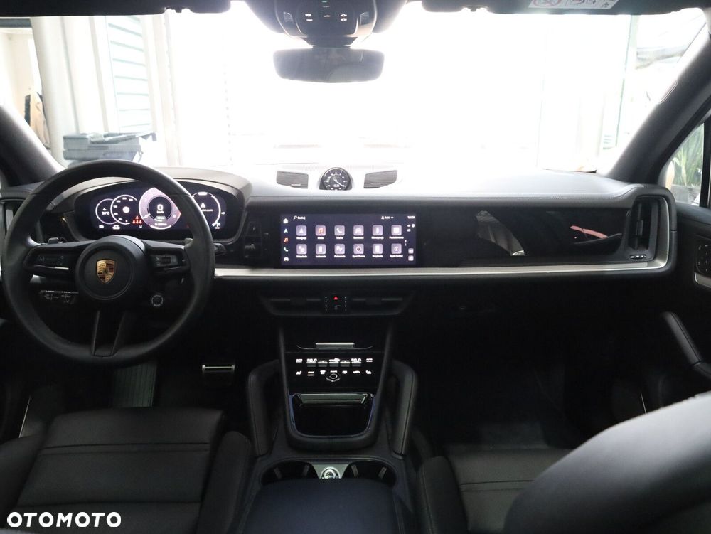 Porsche Cayenne - 9