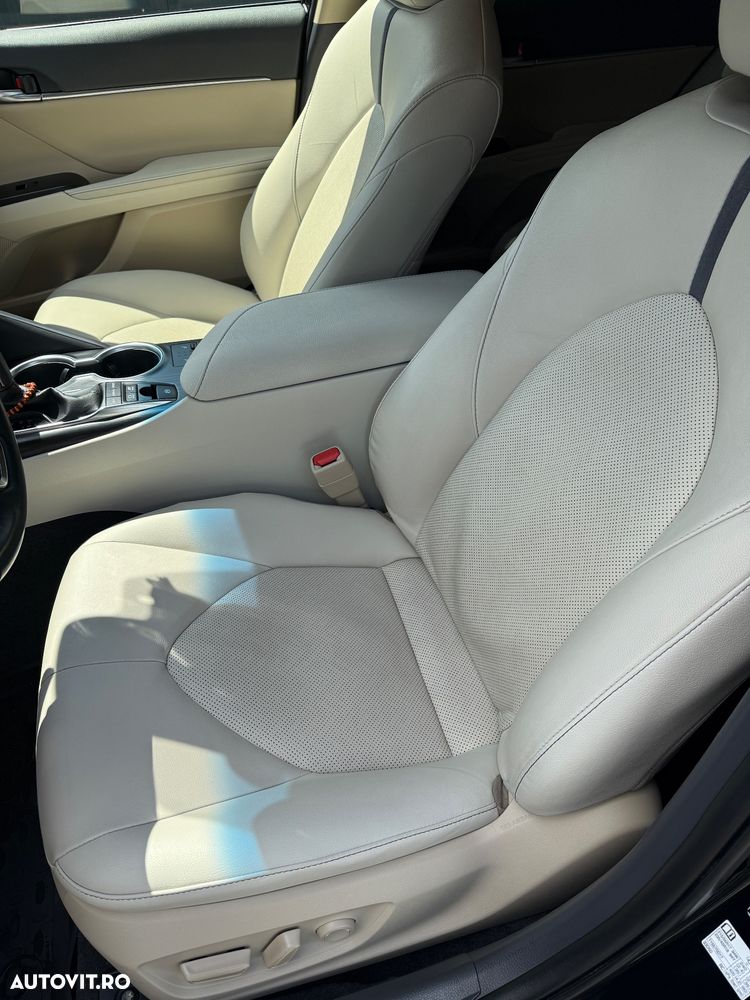 Toyota Camry 2.5 Dynamic - 9