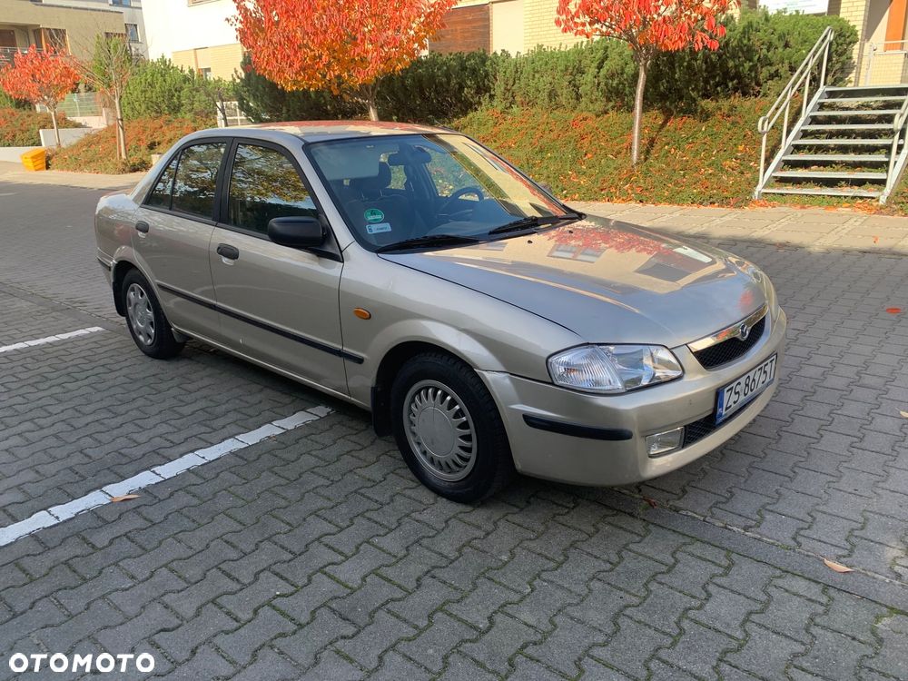 Mazda 323