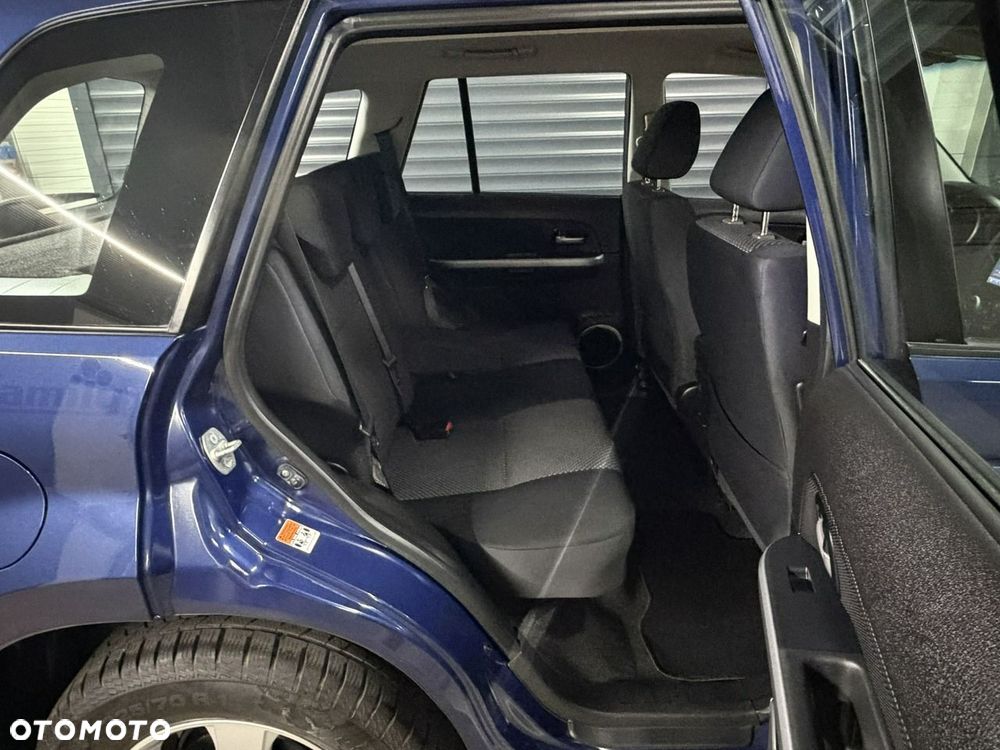 Suzuki Grand Vitara - 17