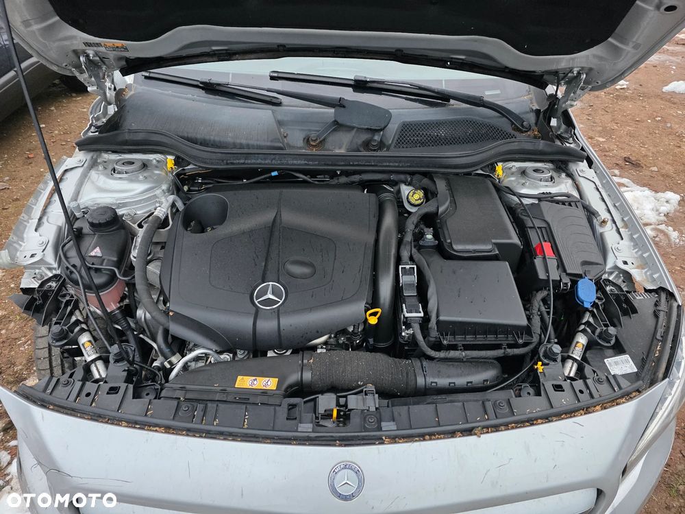 Mercedes-Benz GLA 220 d 4Matic 7G-DCT Activity Edition - 15