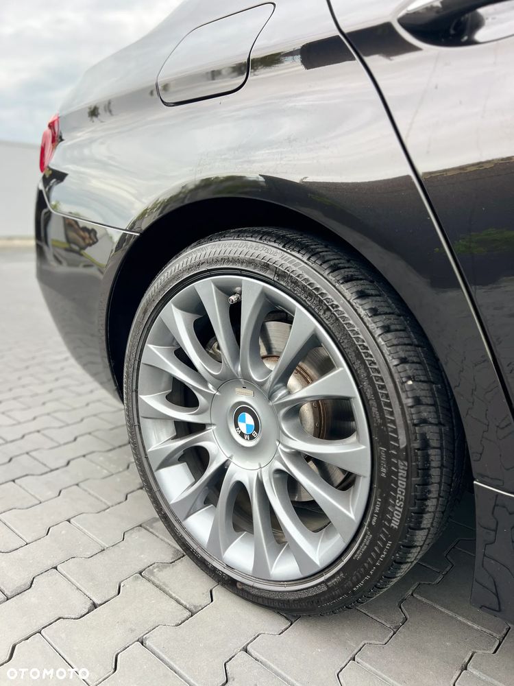 BMW Seria 5 550i xDrive Sport-Aut Luxury Line - 19