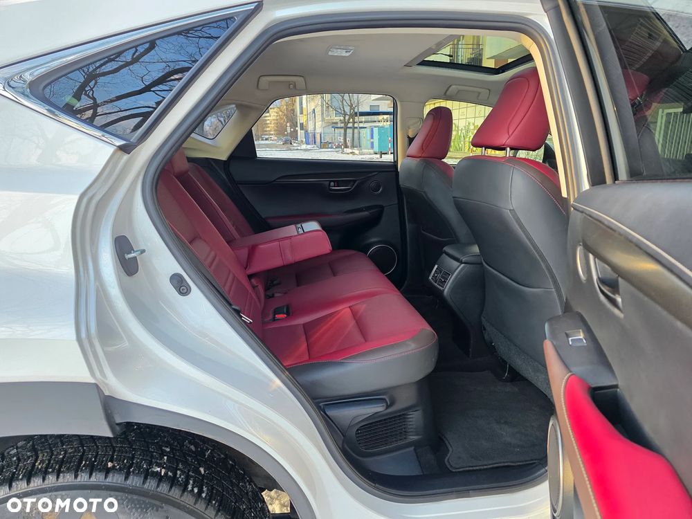 Lexus NX 300 Executive Line - 34