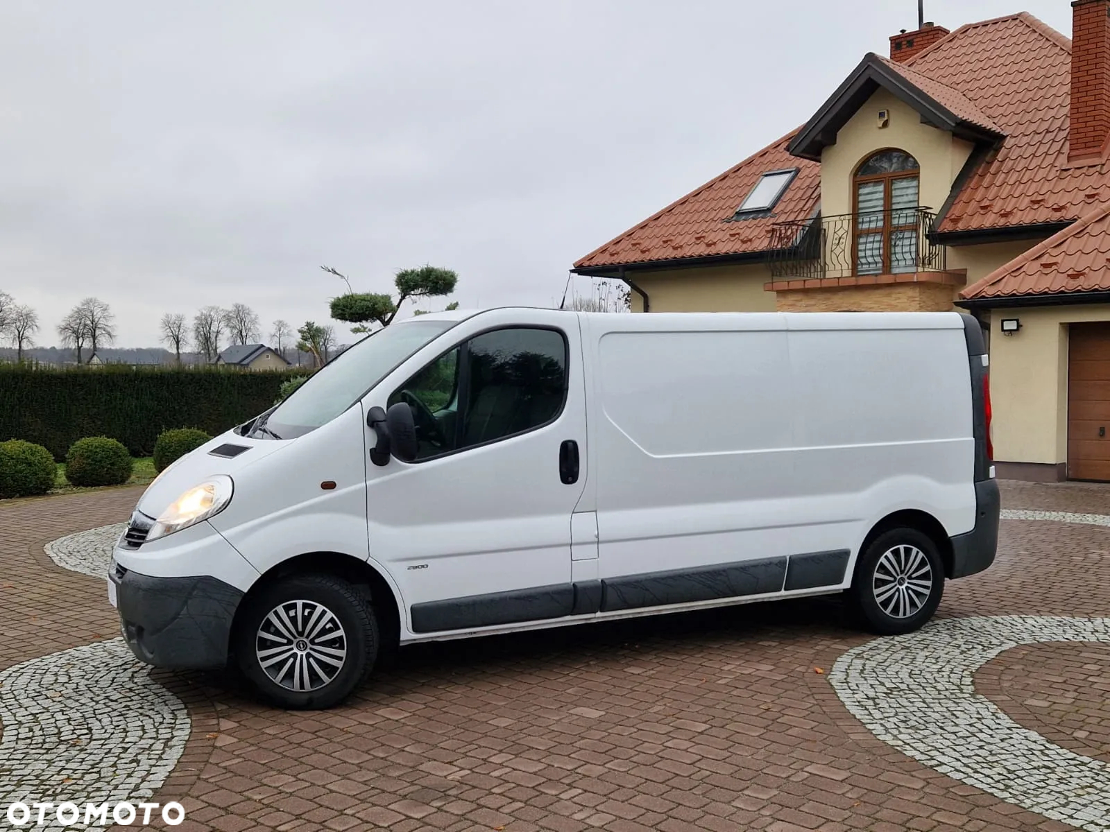 Opel Vivaro - 12
