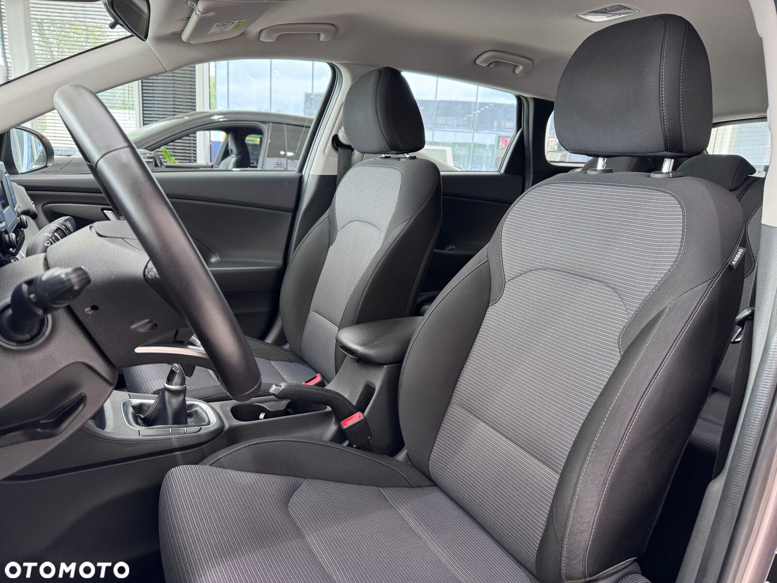 Hyundai i30 1.5 DPI Classic + - 10