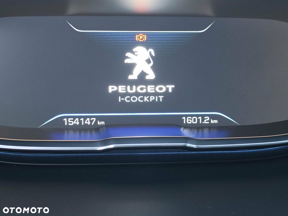 Peugeot 5008 1.6 THP Allure S&S EAT6 - 18