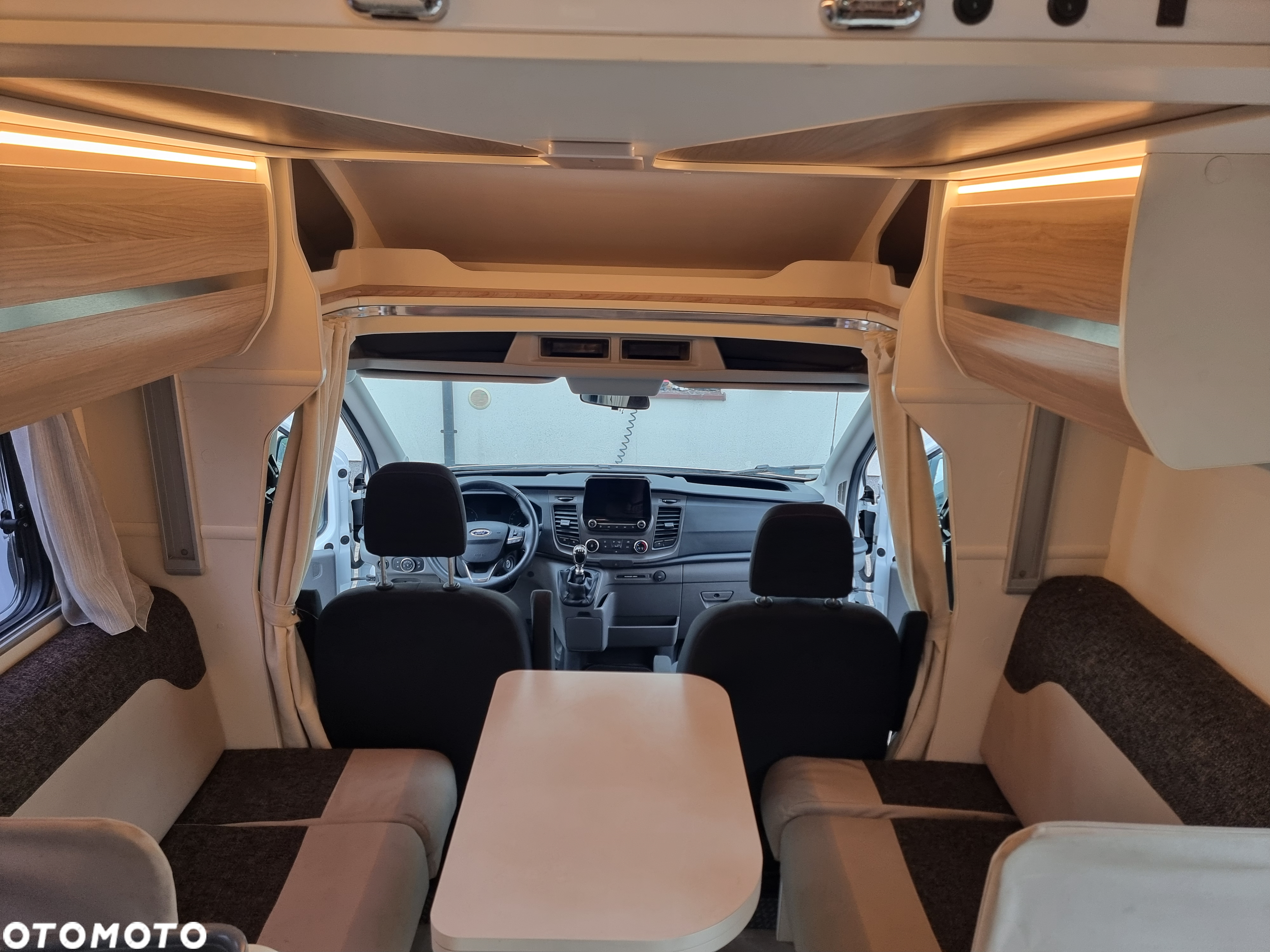 Ford Transit - 8