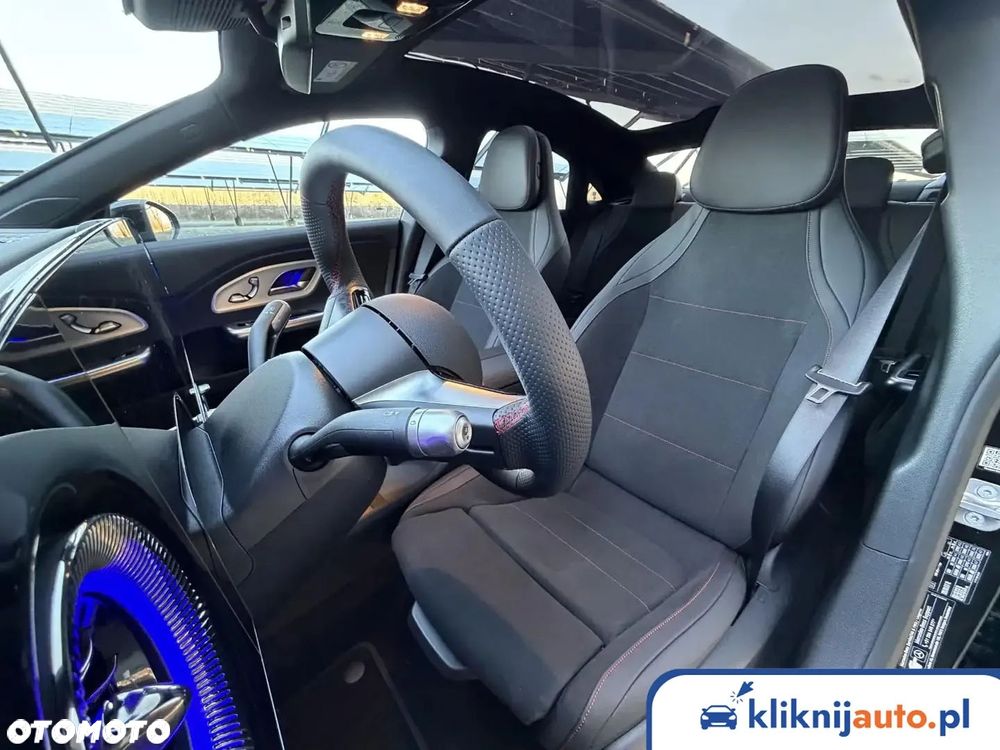 Mercedes-Benz CLA 200 AMG Line 7G-DCT - 7