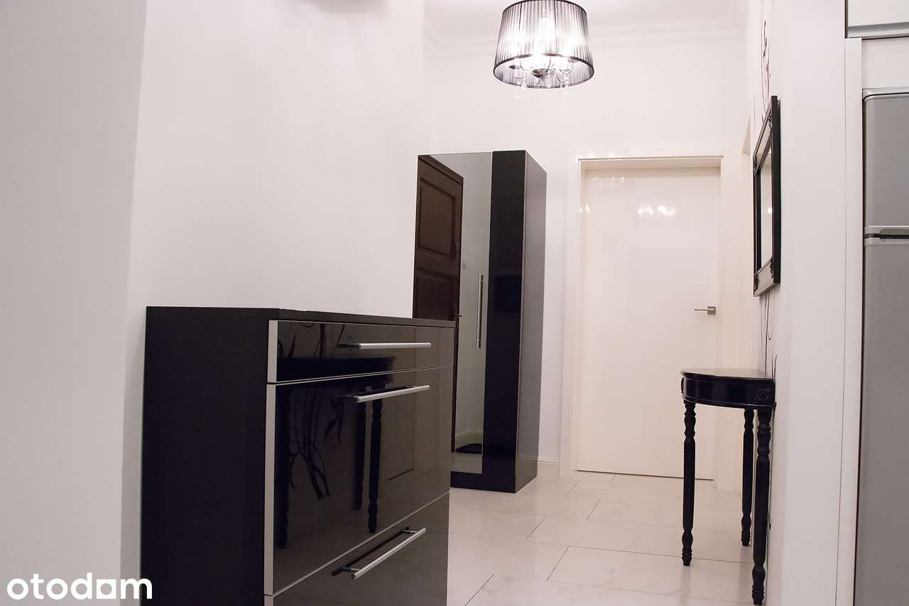 Spokojny Apartament w Centrum Miasta