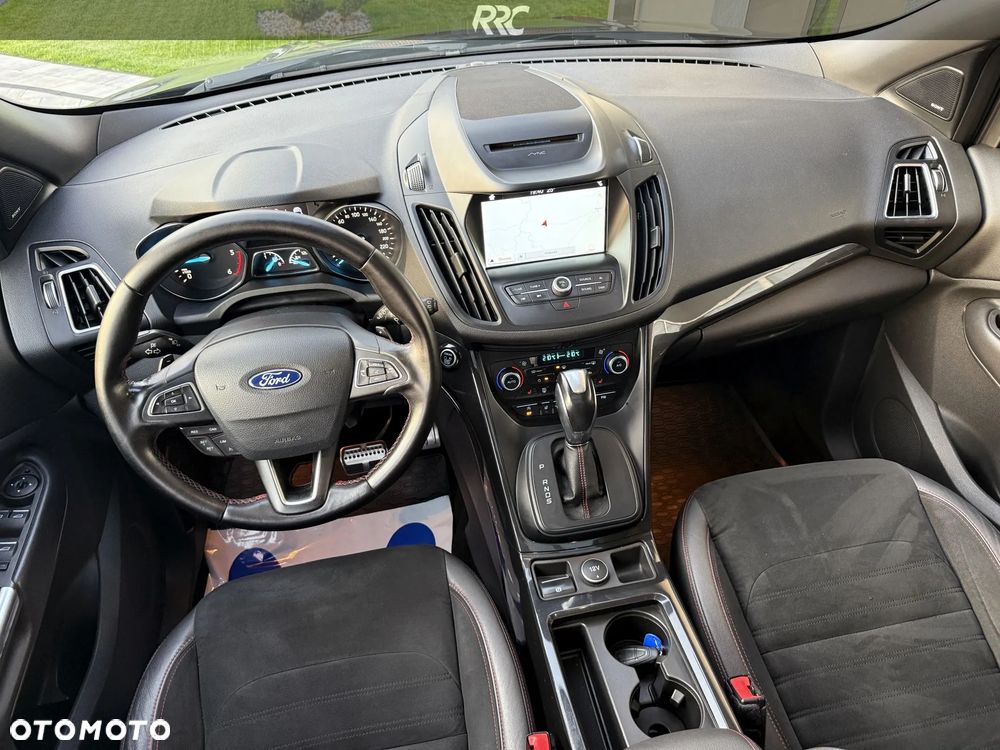 Ford Kuga 2.0 TDCi 4x4 ST-Line - 24
