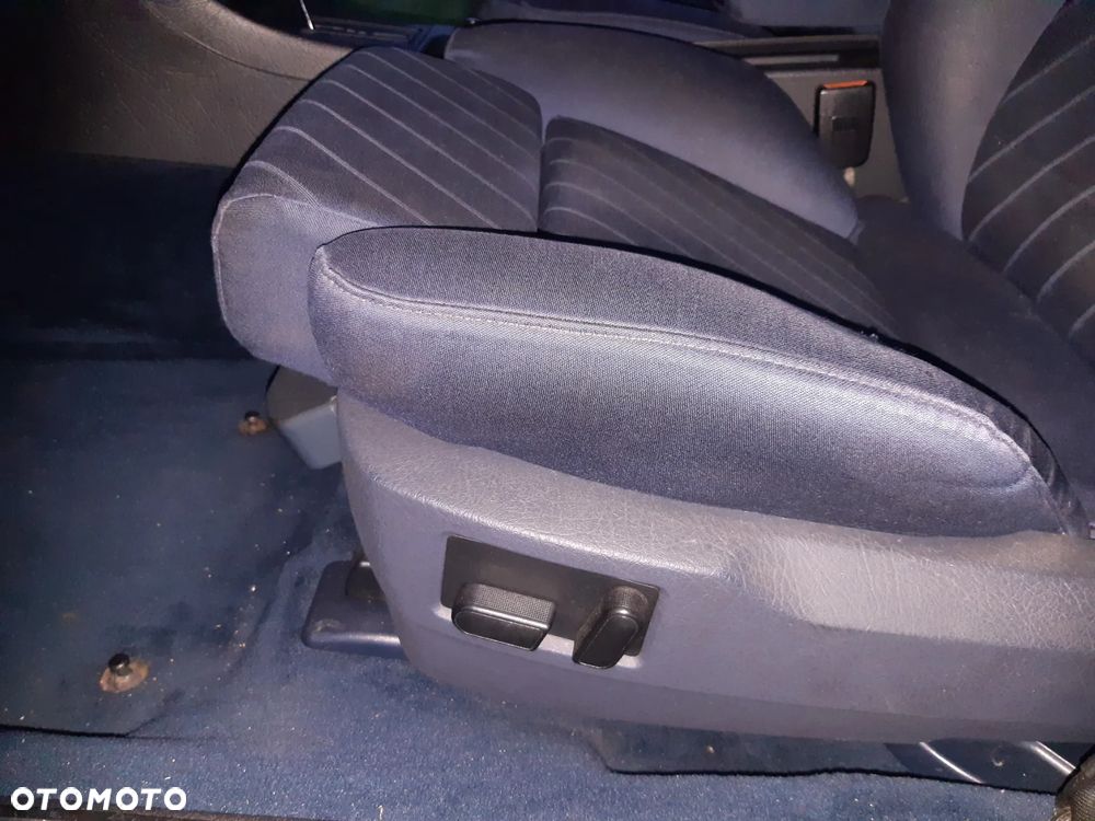 Audi A6 Avant 2.8 E Quattro - 10