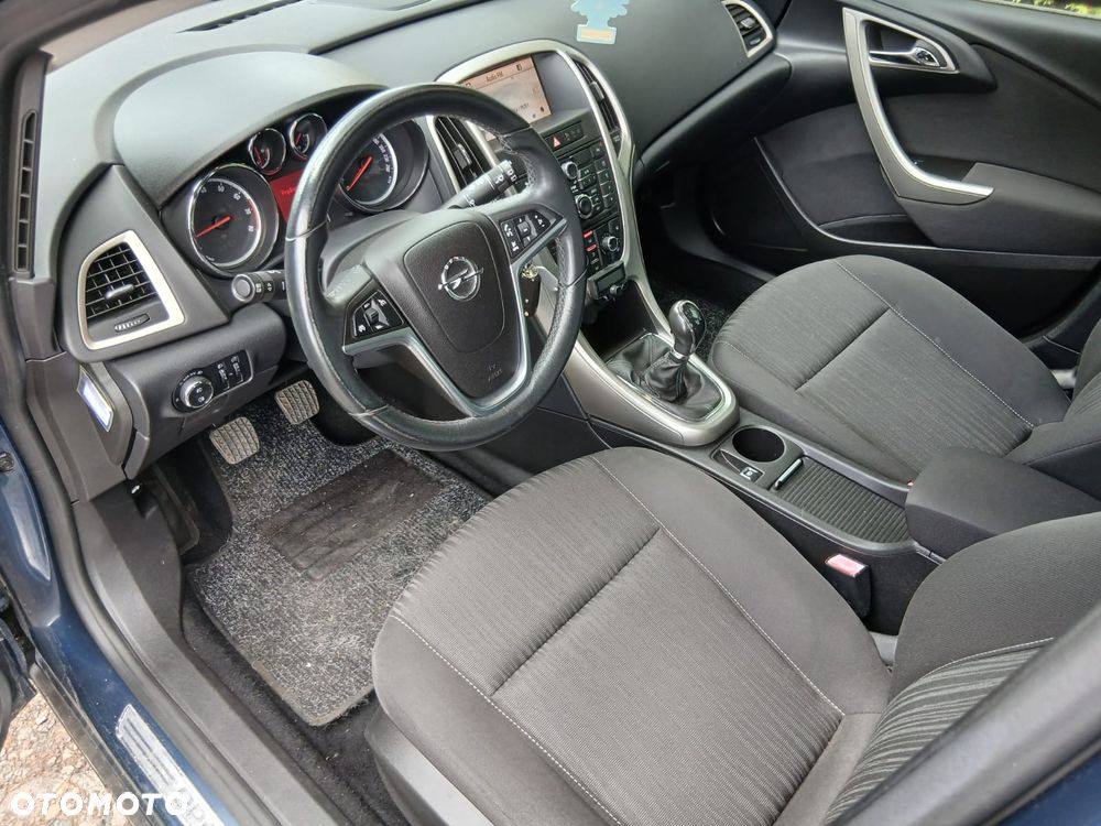 Opel Astra 1.4 Turbo Design Edition - 19