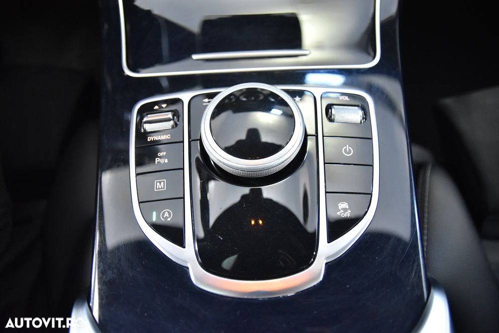 Mercedes-Benz GLC - 19