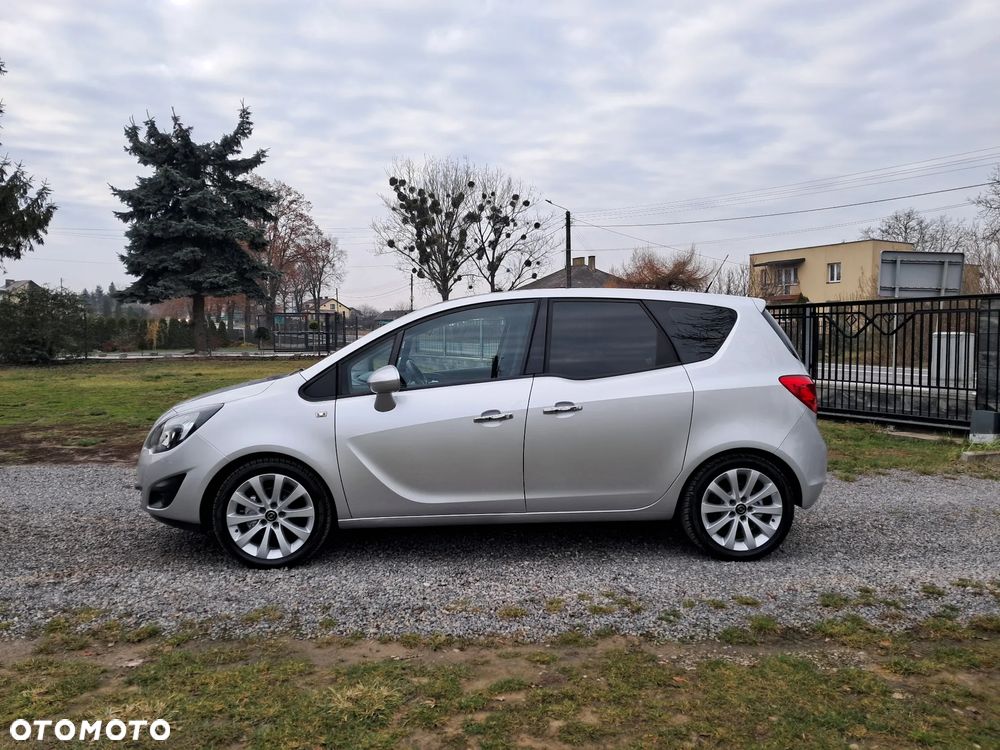 Opel Meriva 1.4 T Cosmo S&S - 2