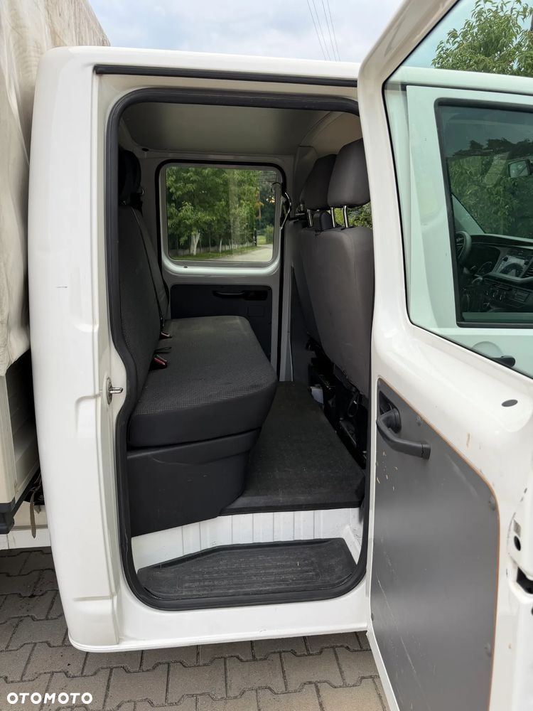 Volkswagen Transporter - 17