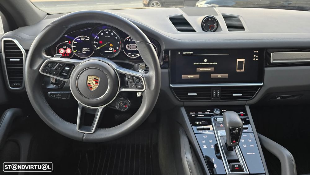 Porsche Cayenne - 32