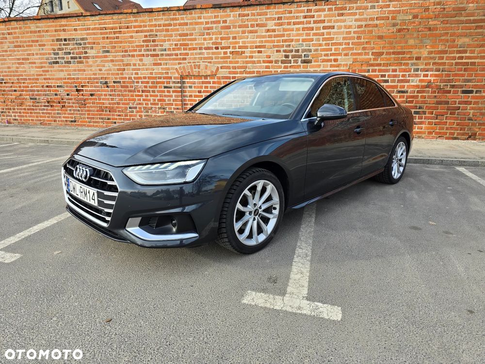 Audi A4 Limousine - 1