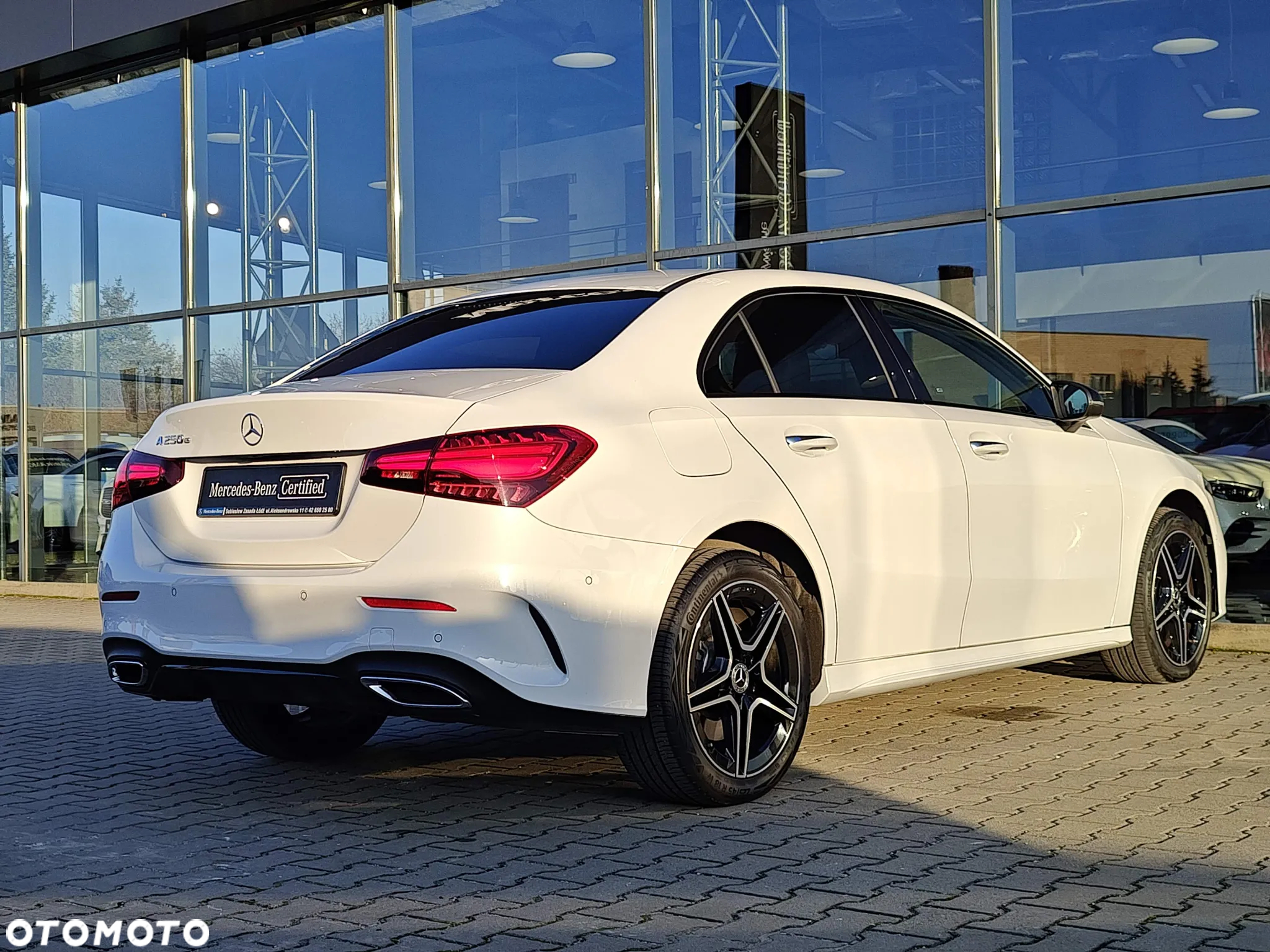 Mercedes-Benz Klasa A 250 e PHEV AMG Line 8G-DCT - 5