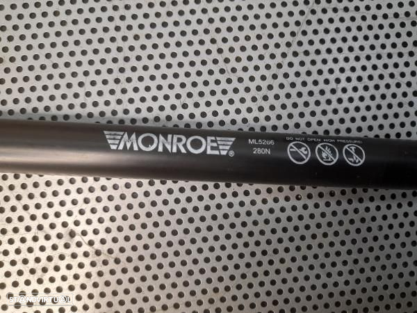 Amortecedor / Amortecedores Capot Volkswagen Passat (3B2) - 4