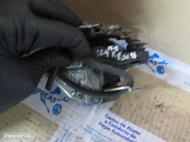 Fecho REF01199 MERCEDES W124 1990 FE ELETRICO - 1