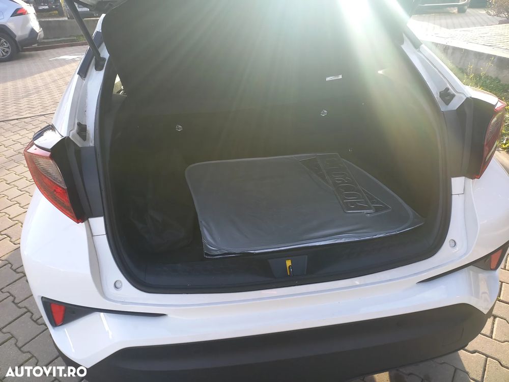 Toyota C-HR 1.8 HSD 122 CP 4x2 CVT Core - 13