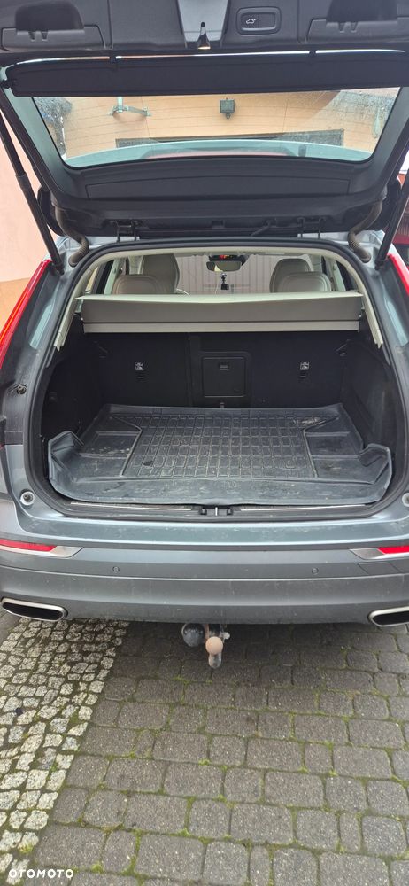 Volvo XC 60 D5 AWD Inscription - 12