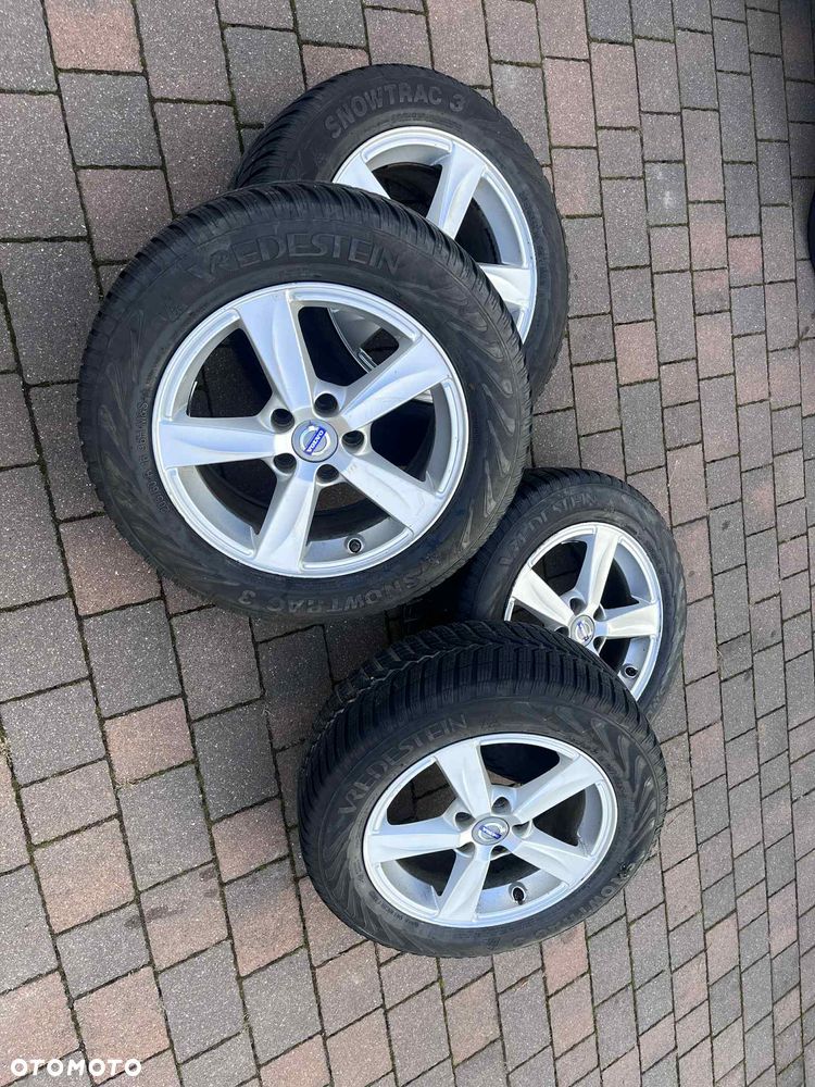 Volvo V40 D2 Momentum - 40