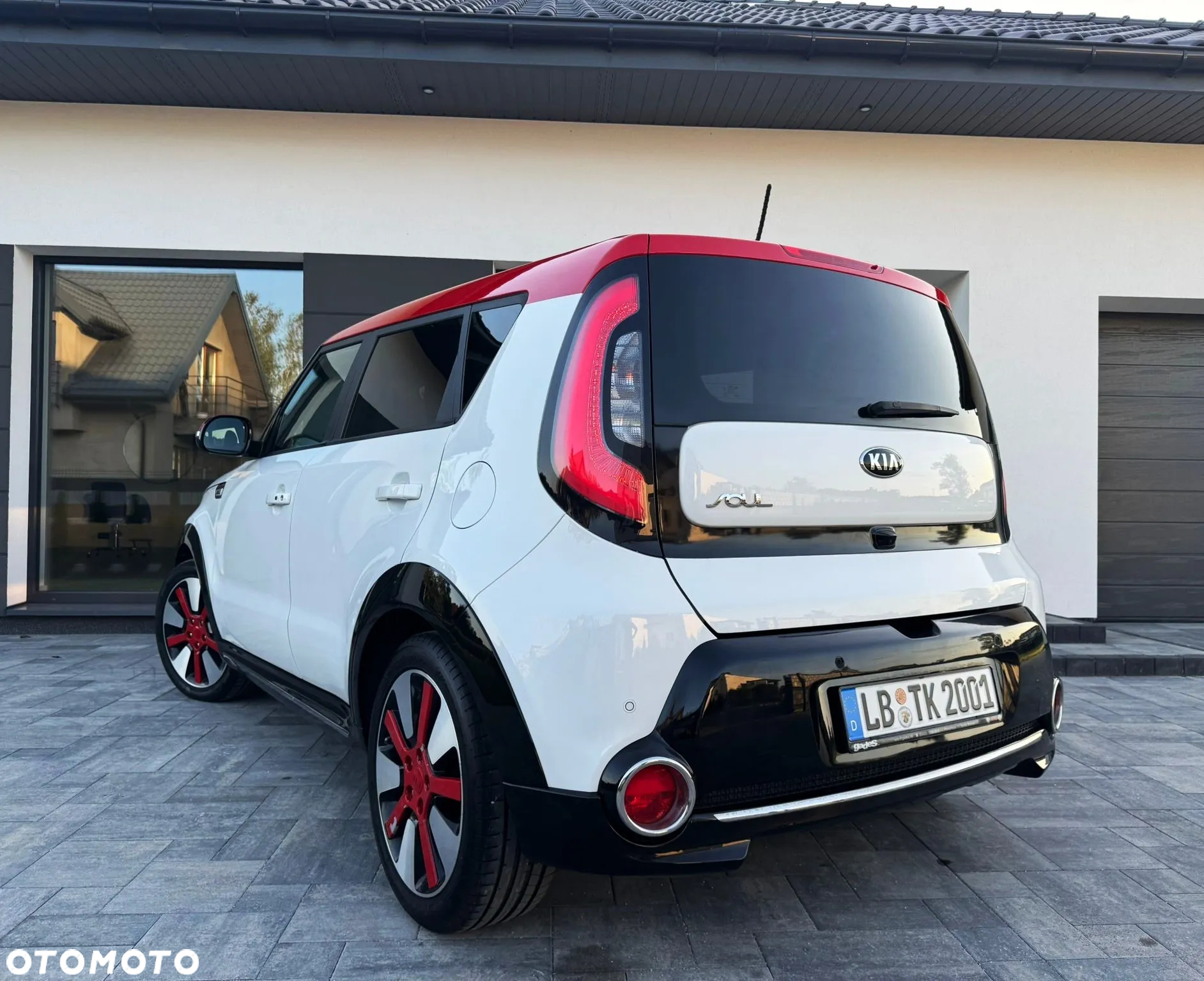 Kia Soul 1.6 GDI White&Red Edition - 3