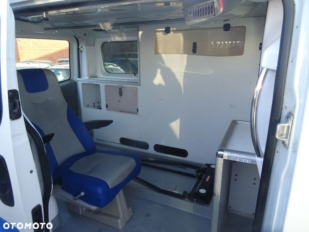 Renault Trafic Na Części maska zderzak błotnik drzwi klapa - 9