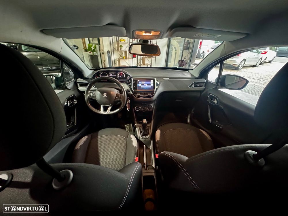 Peugeot 208 1.2 PureTech Style - 7