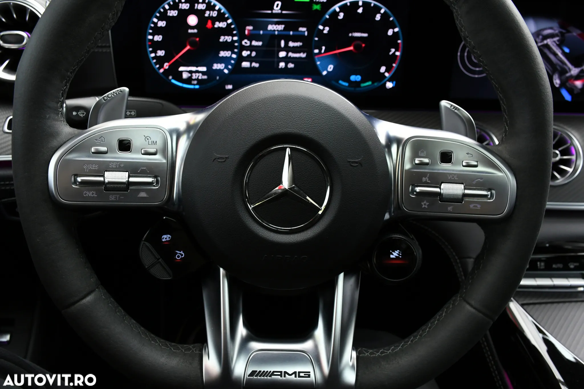 Mercedes-Benz AMG GT 53 4MATIC+ MHEV - 19