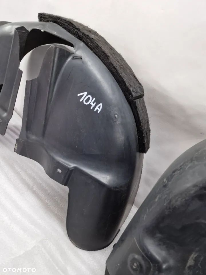 VW TOURAN 1T0 10- PRAWE NADKOLE TYLNE TYLNIE TYŁ , NR 1T0810972 HJ / 1T0810972 HJ , NR AUKCJI N104 - 3