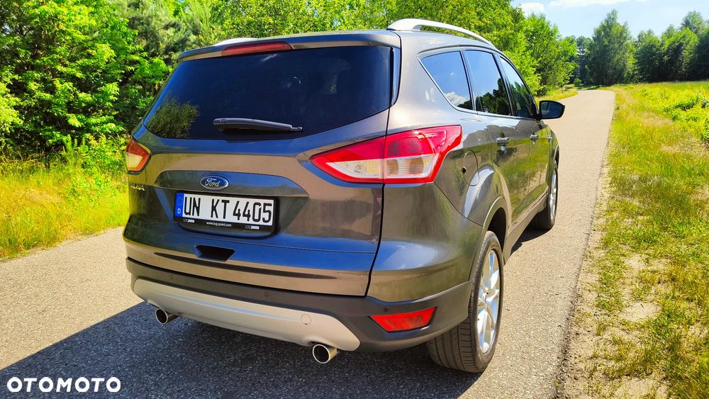Ford Kuga 2.0 TDCi 4x4 Titanium - 32