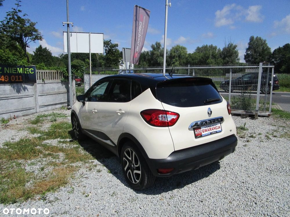 Renault Captur 1.2 TCe Helly Hansen EDC - 17