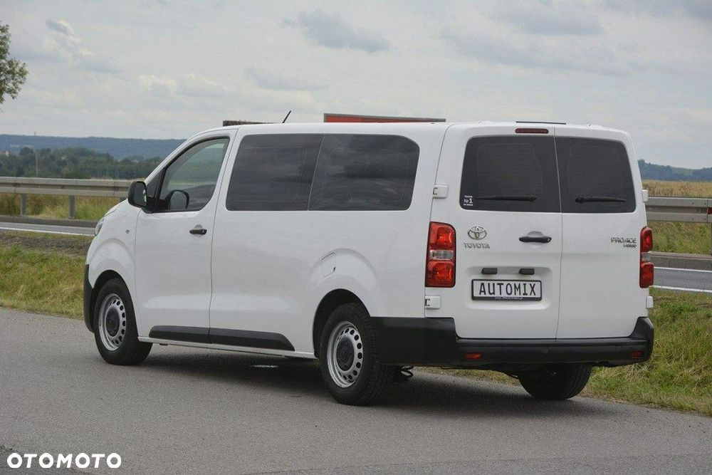 Toyota Proace Verso 1.5 D4-D Long Family - 4