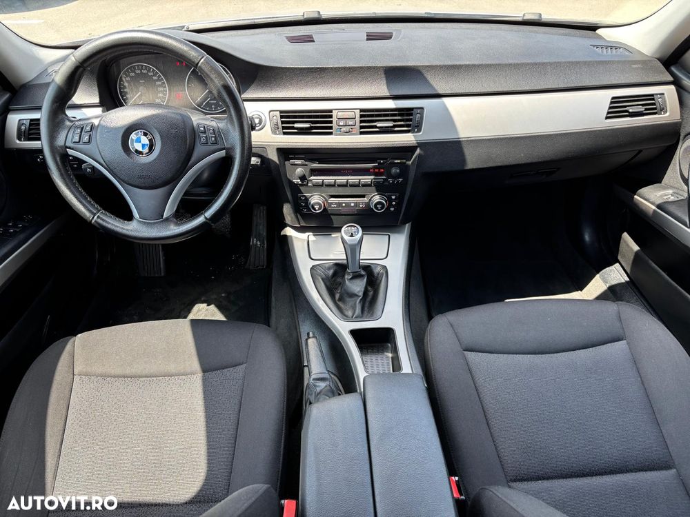 BMW Seria 3 318d DPF - 6