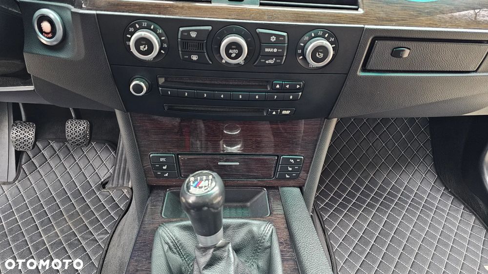 BMW Seria 5 530d - 31