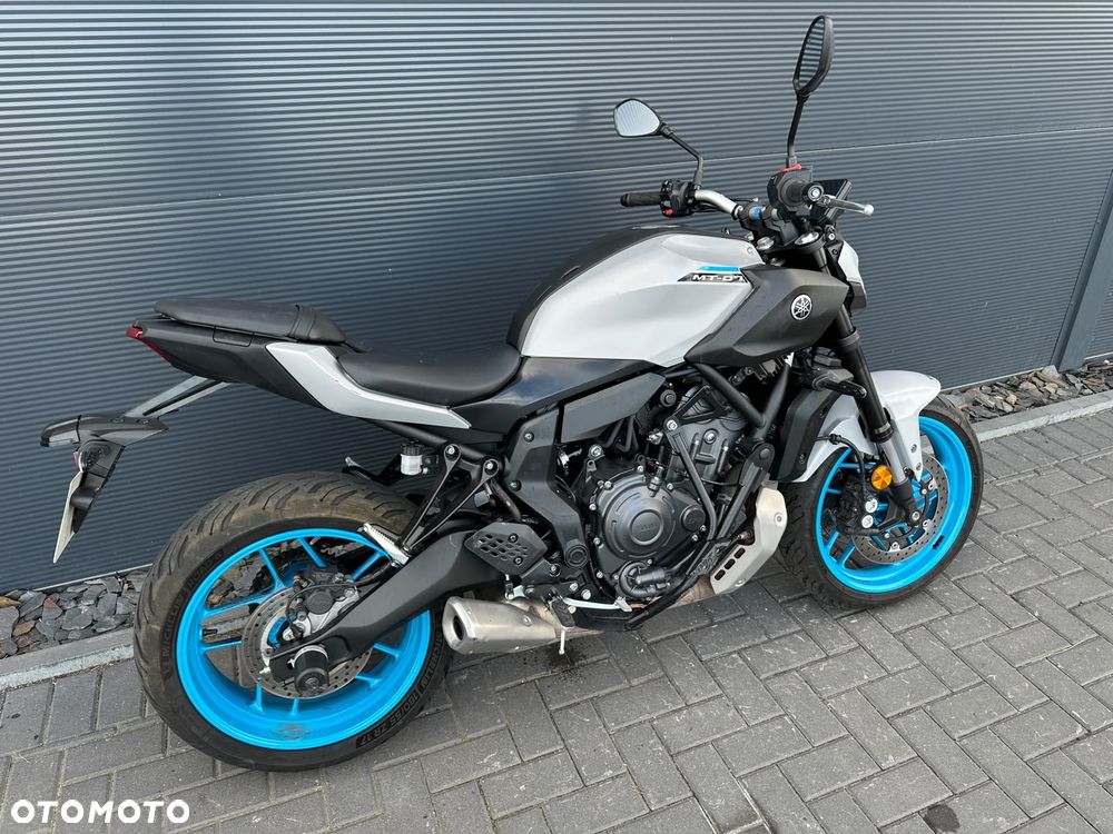 Yamaha MT - 4