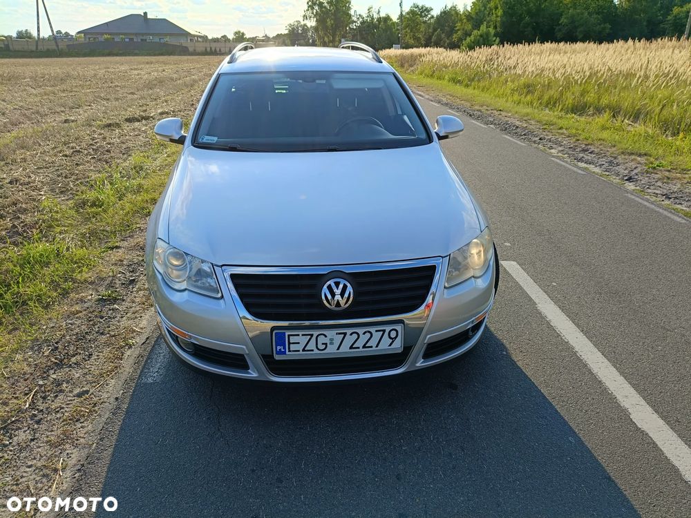 Volkswagen Passat 2.0 TDI DPF Highline - 2