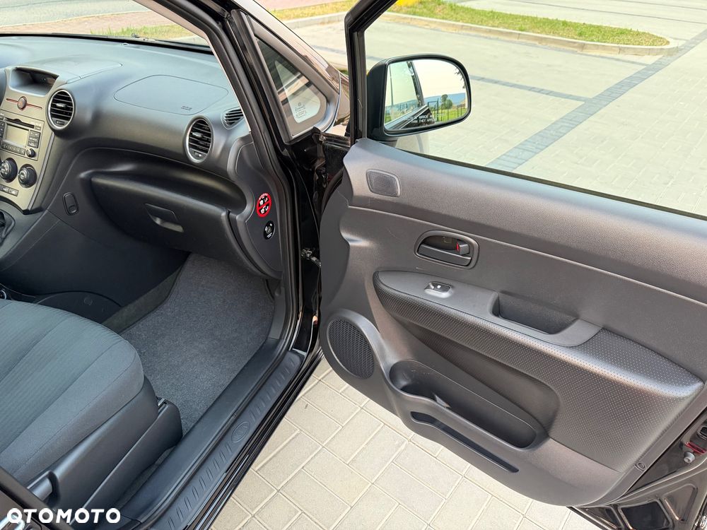 Kia Carens 1.6 CRDi Vision - 13
