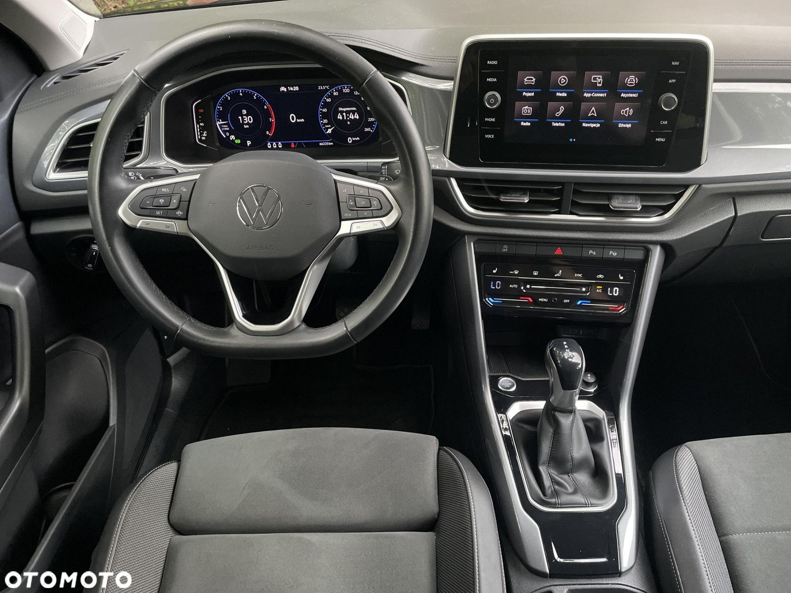 Volkswagen T-Roc 1.5 TSI Style DSG - 11