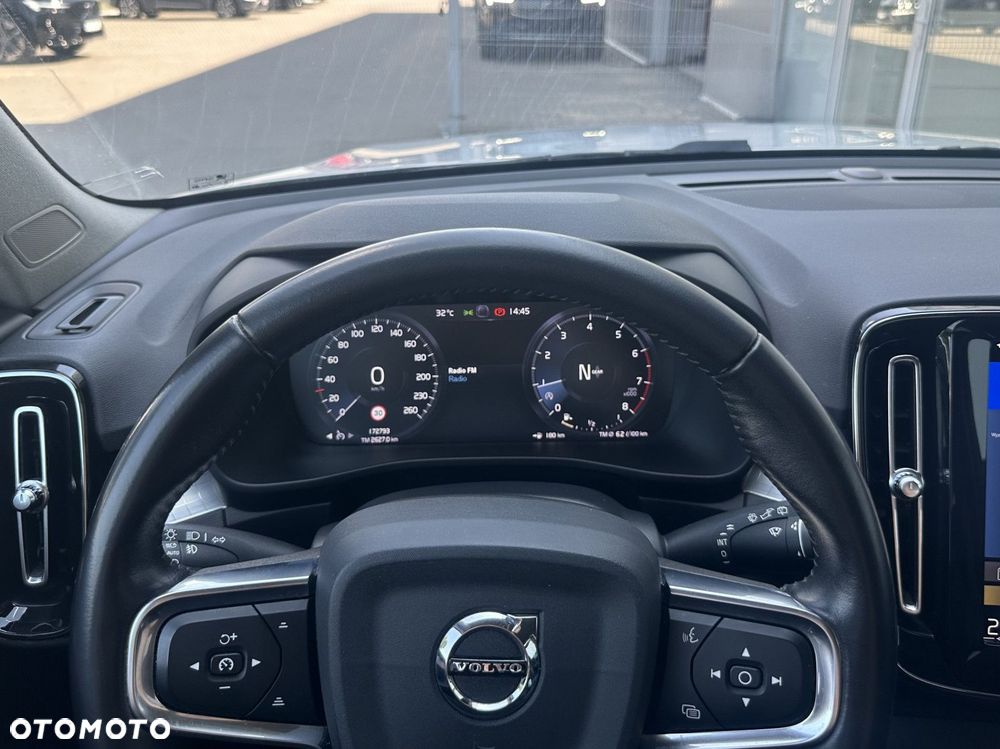 Volvo XC 40 - 12