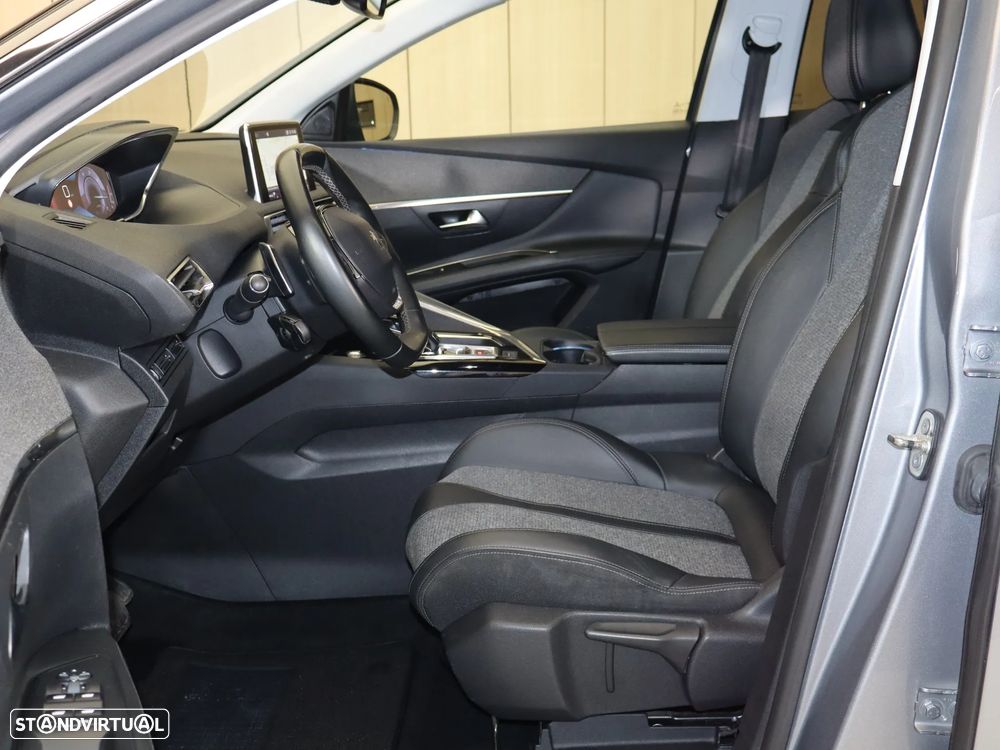 Peugeot 3008 BlueHDi 130 Stop & Start EAT8 Allure - 19