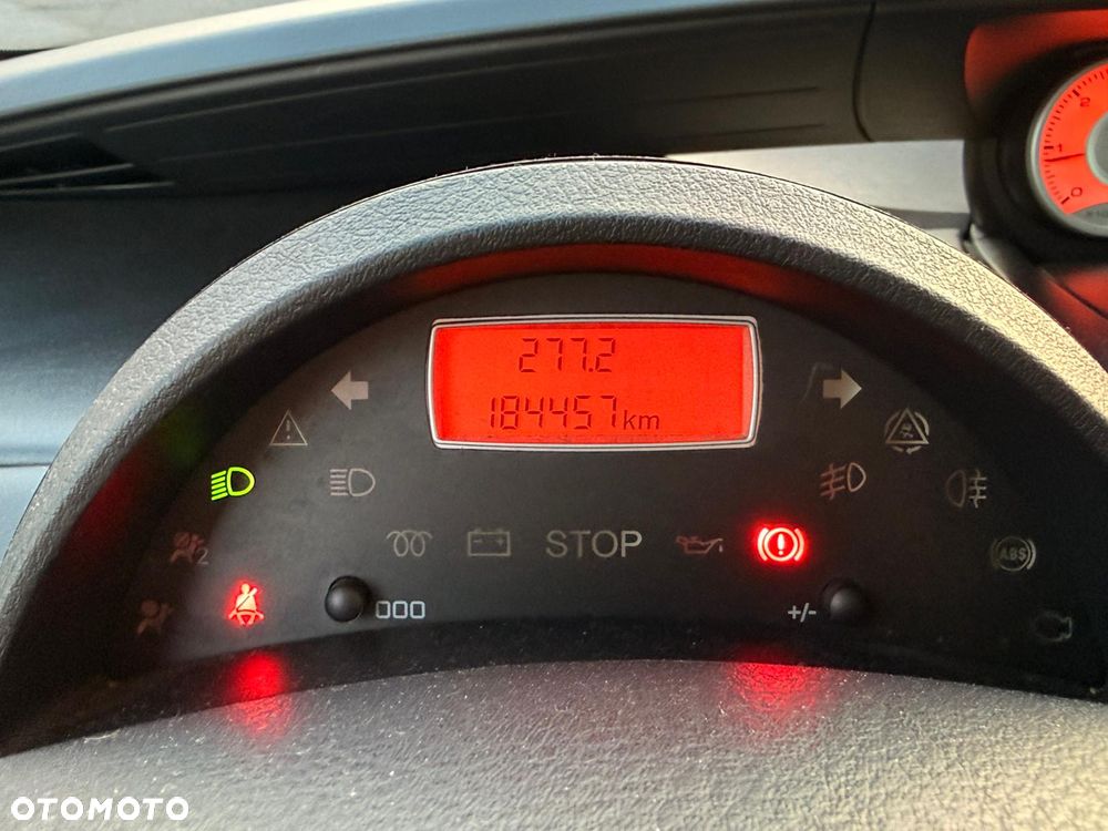 Citroën C8 HDi 165 Exclusive - 10