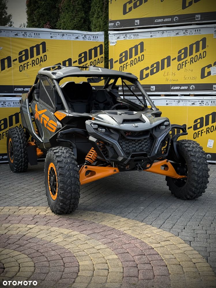 Can-Am Maverick - 13
