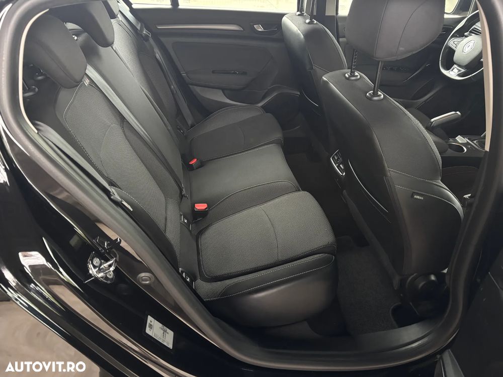 Renault Megane BLUE dCi 115 EDC EQUILIBRE - 37