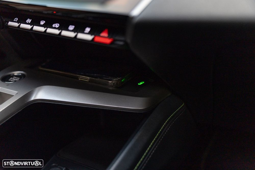 Peugeot 408 180 e-EAT8 GT - 29