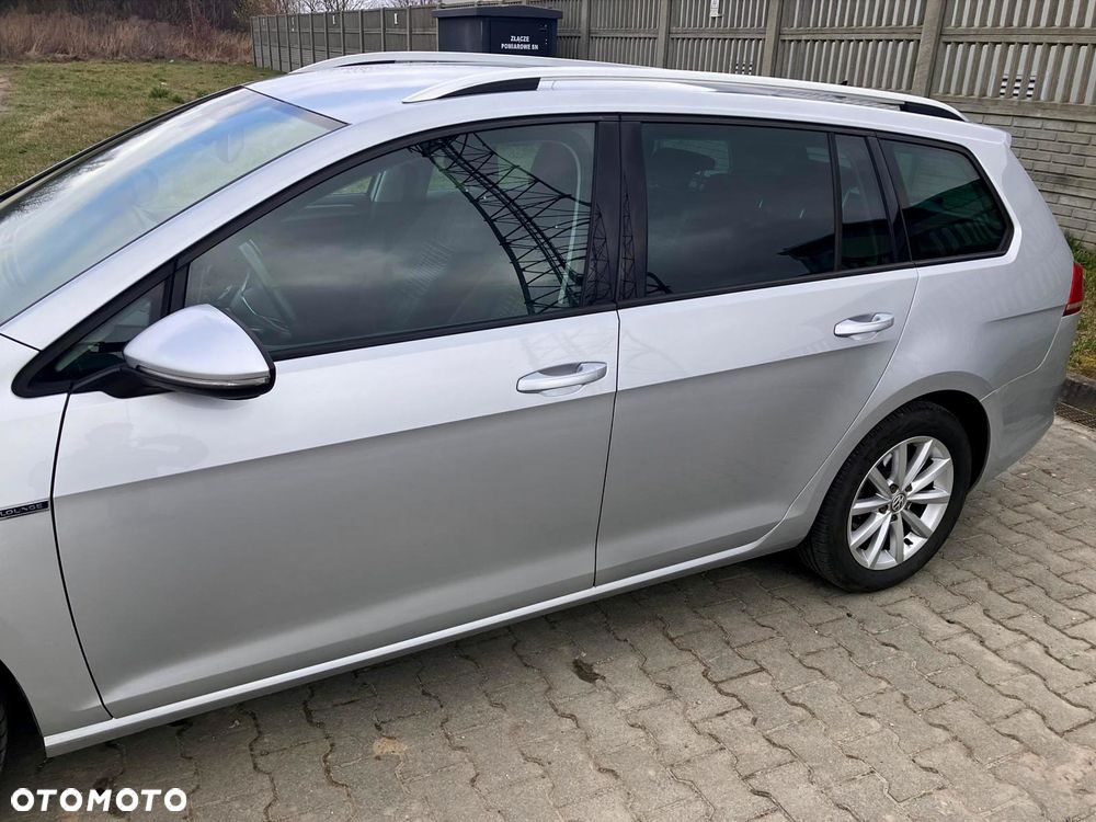 Volkswagen Golf 2.0 TDI BlueMotion Technology Lounge - 11