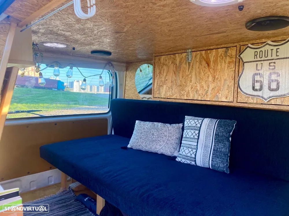 Toyota HiAce 2.5 D-4D Service 2.8T - 4