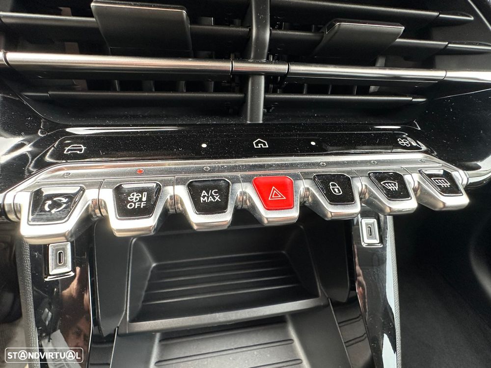 Peugeot 208 1.2 PureTech Active Pack - 18